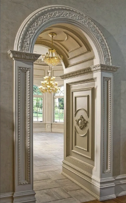 Arcata completa, fregi, cornici, rosoni, 100% made in Italy, realizzati artigianalmente ©Stucchi Decorativi Lagioia.